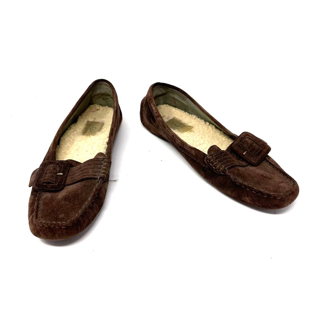 UGG Size 8 Slip On Brown Leather Sherpa Lined Buckle Flats Tread Moccasins